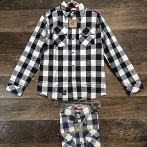 Vast Life Casual Blue and White Plaid Button Down Shirt with Embroidered Details